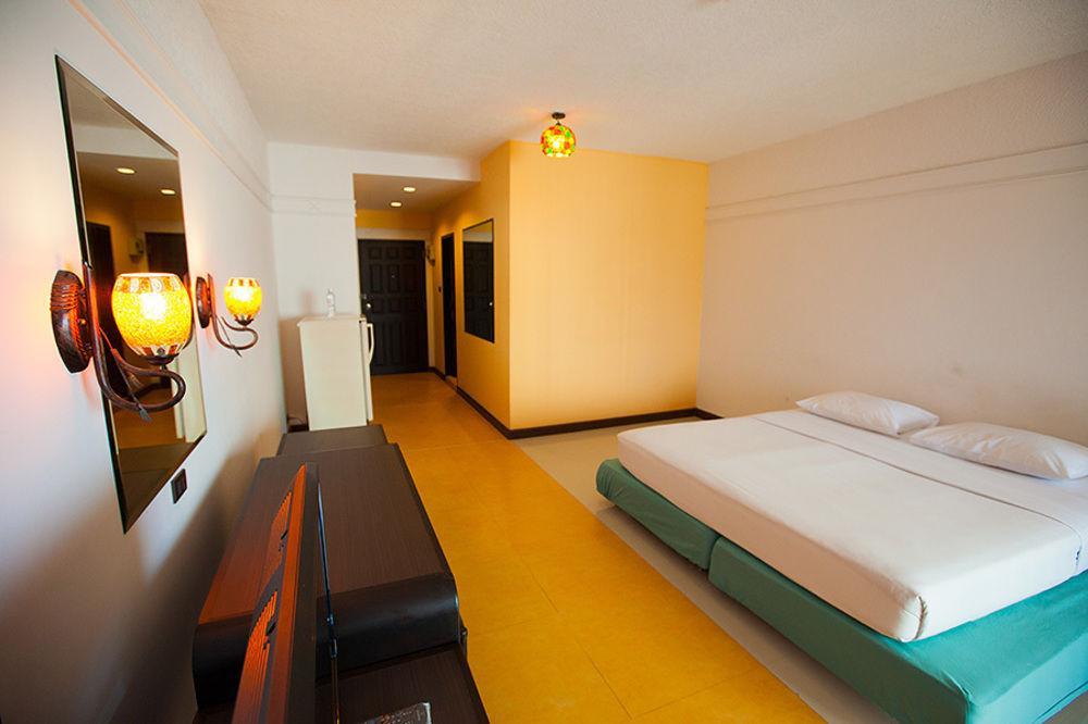 Markland Seaside Pattaya Exterior foto
