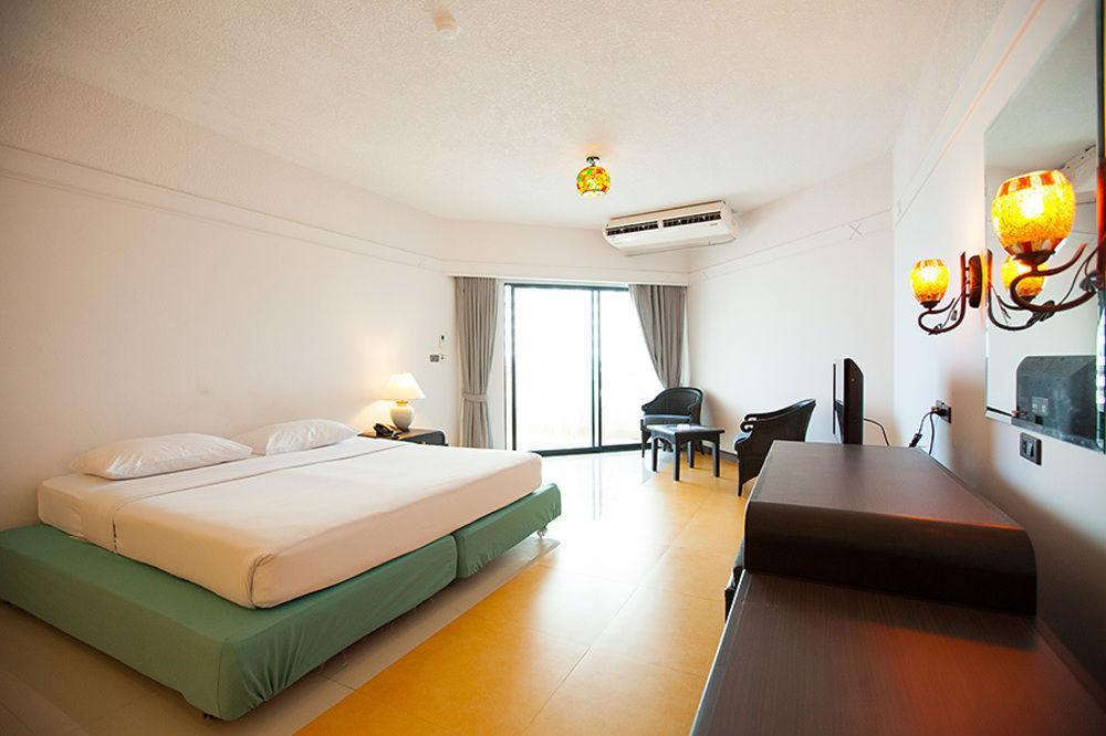 Markland Seaside Pattaya Exterior foto