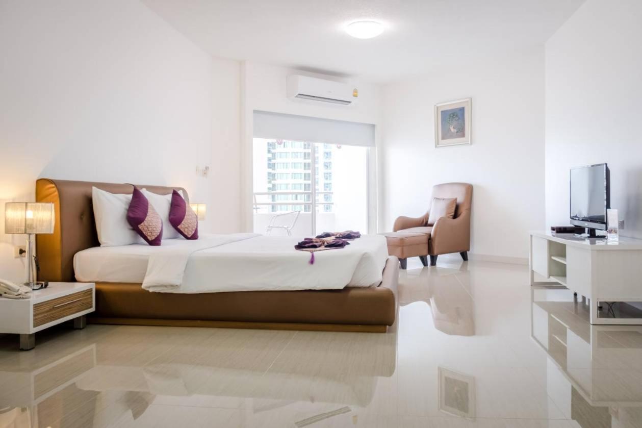 Markland Seaside Pattaya Exterior foto
