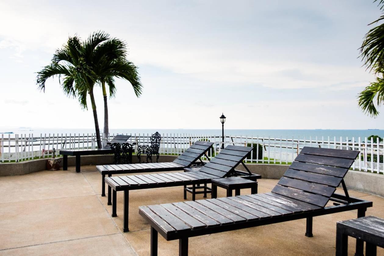 Markland Seaside Pattaya Exterior foto